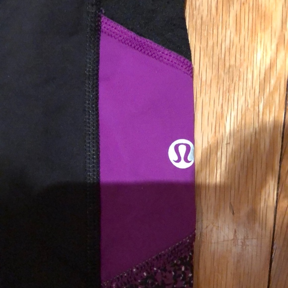 Lululemon leggings size 6 GREAT condition - Picture 2 of 5